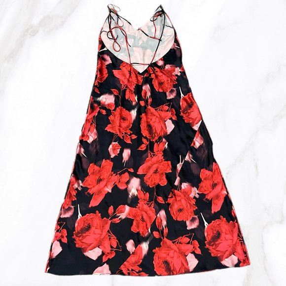 NWT‎ Victoria's Secret Black & Red Silky Floral Nightdress, Size M - Picture 2 of 5